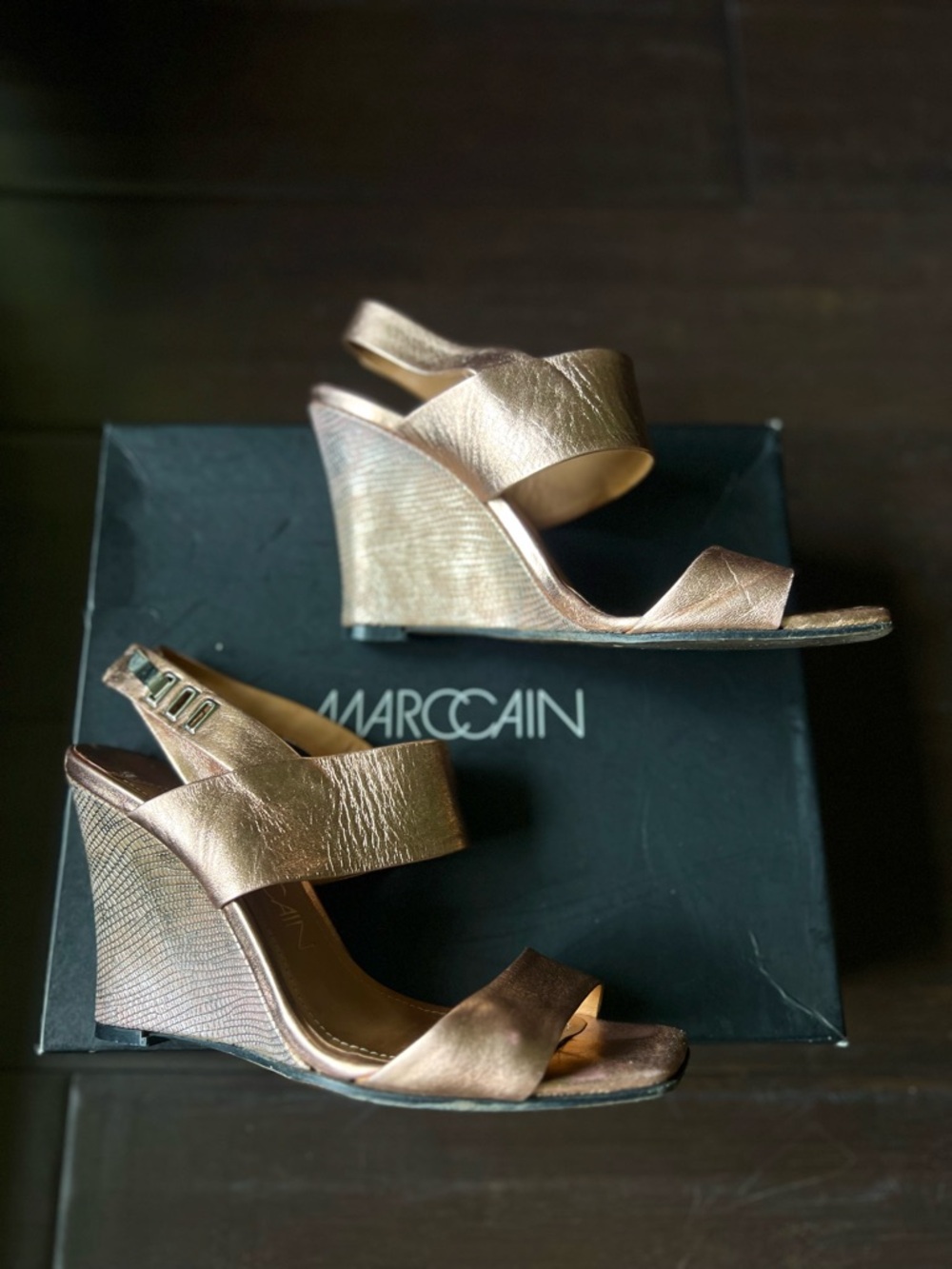 Marc Cain | Rose Gold snakeskin wedge sandal | Sz7